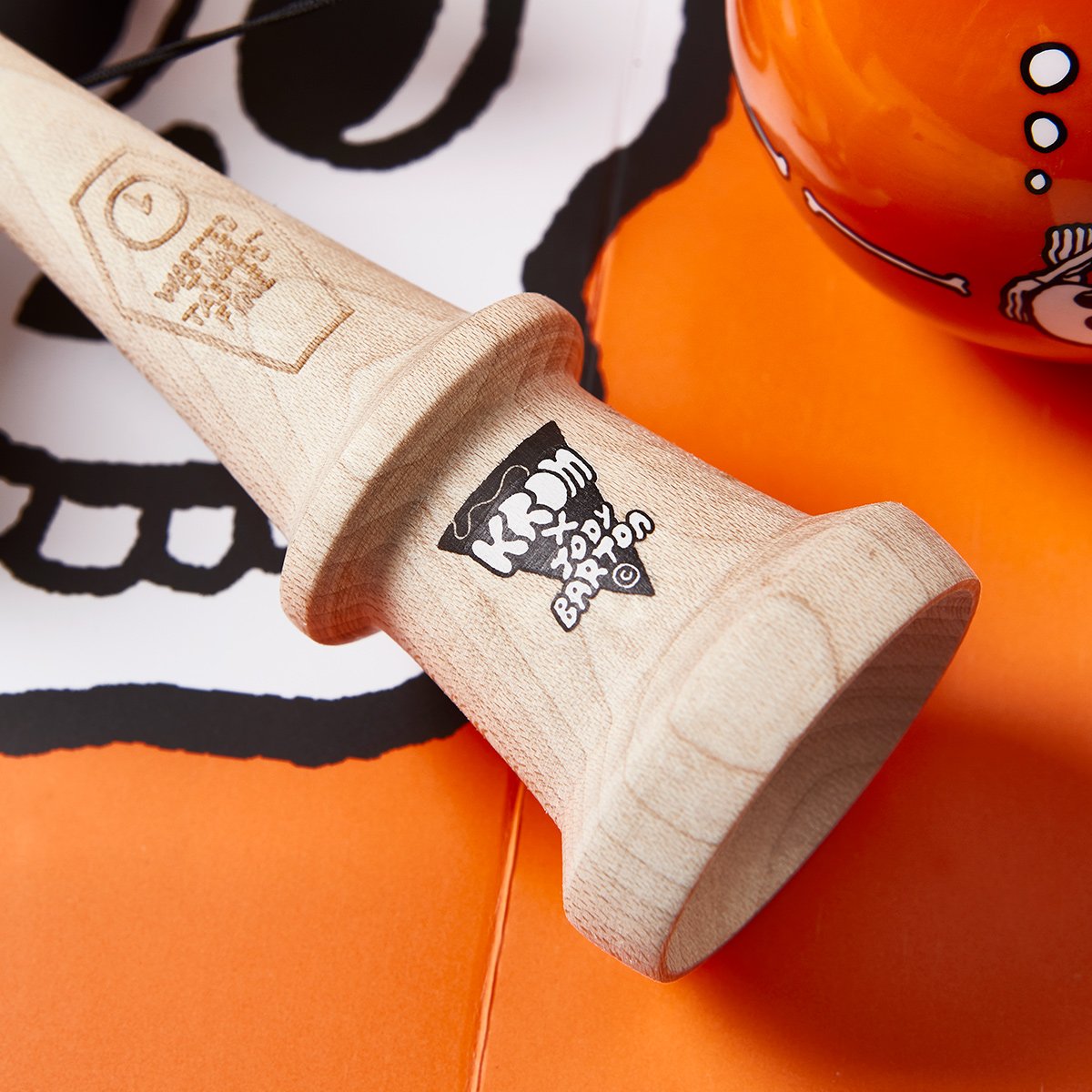 SKELETONS ORANGE